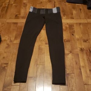 Black lululemon leggings